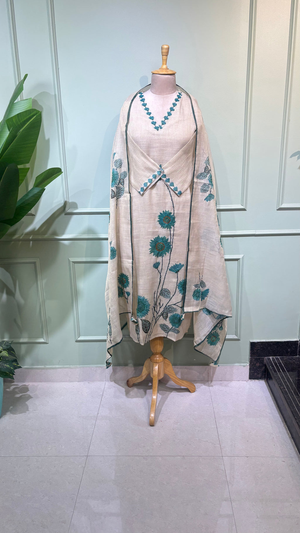 Neel Pushp Linen Suit
