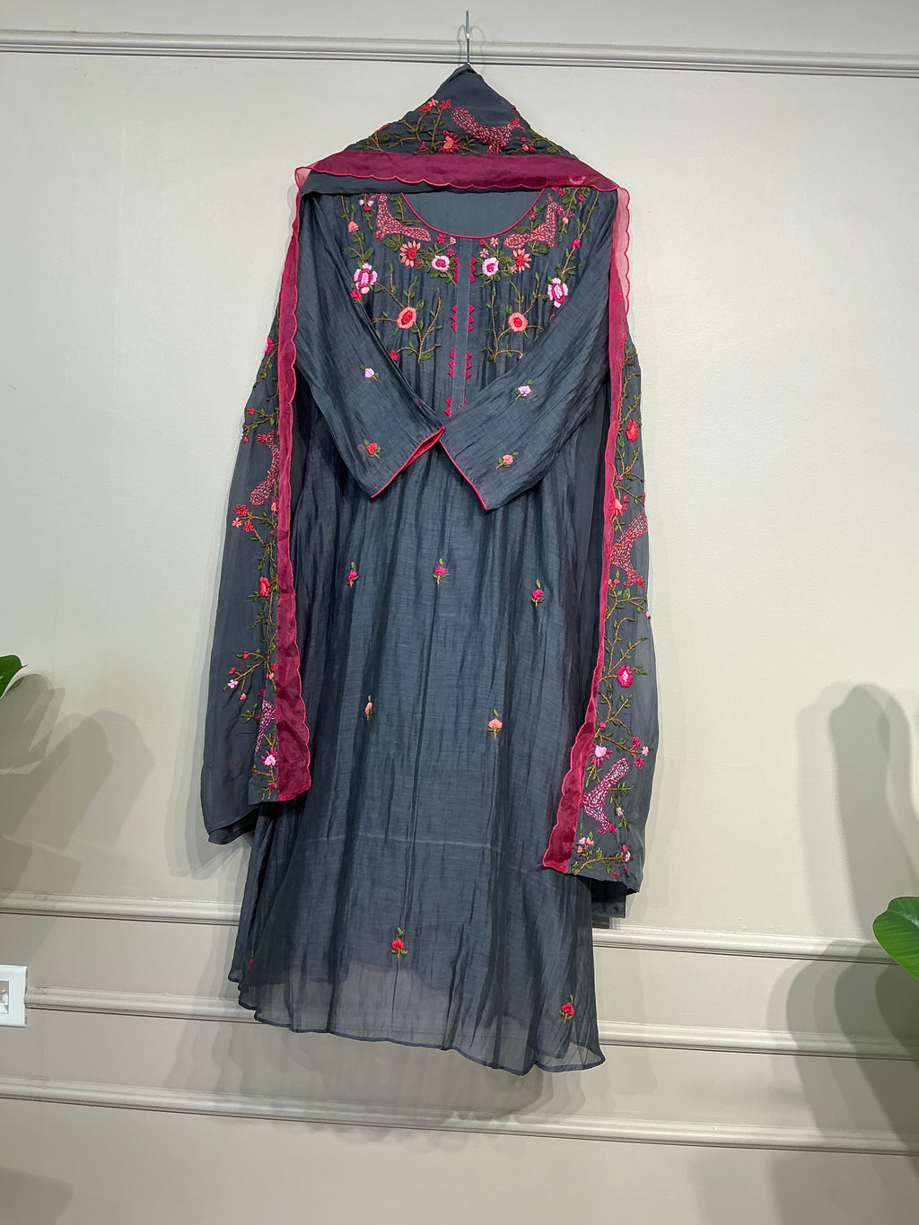 Steel Grey Kantha Bail-Boota Suit