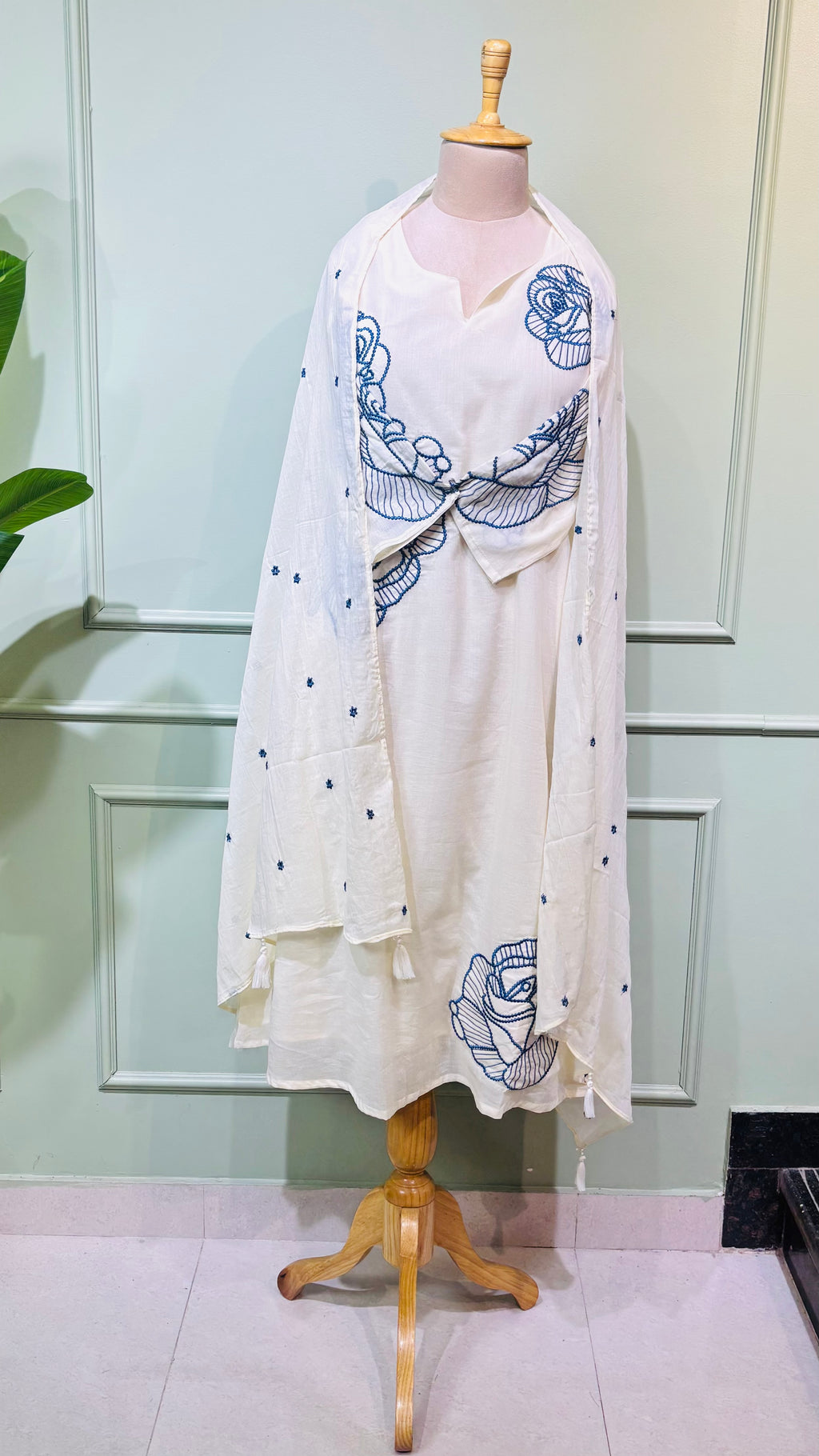 Rose Sketch Mul Cotton Suit Set