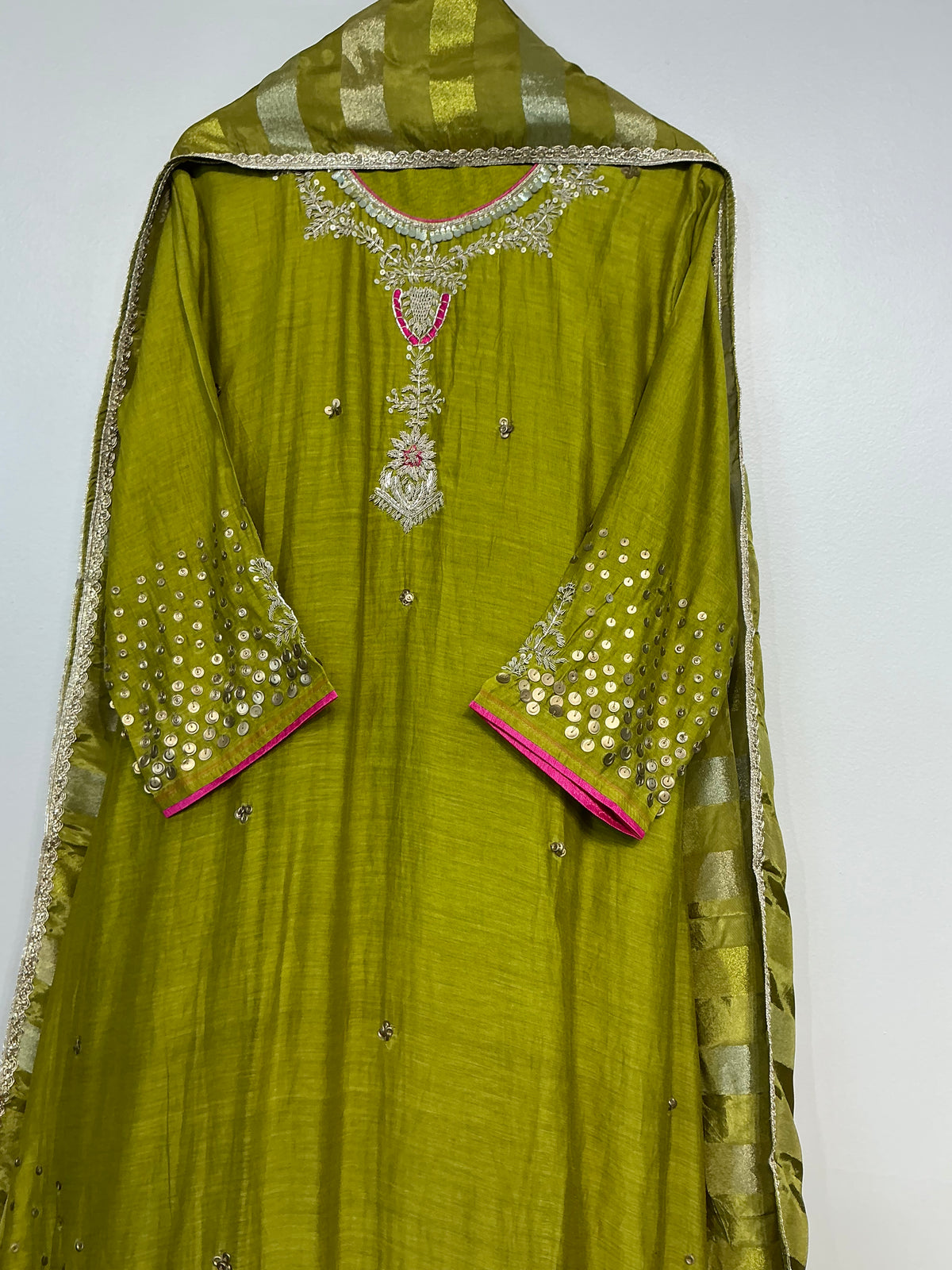 Mehandi Sequence Zardozi Mul Chanderi Suit