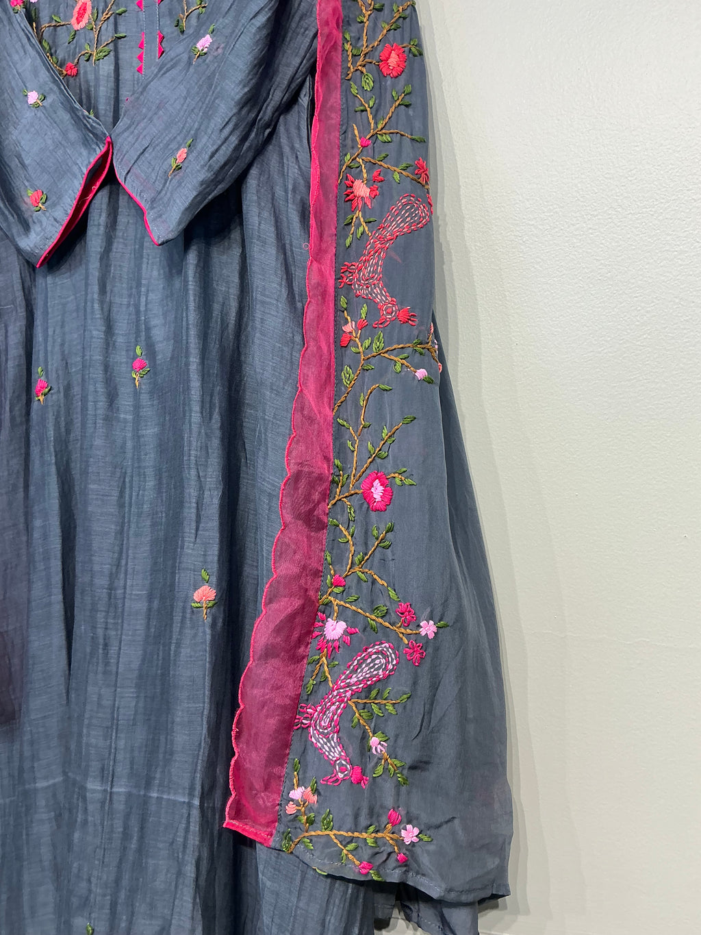 Steel Grey Kantha Bail-Boota Suit