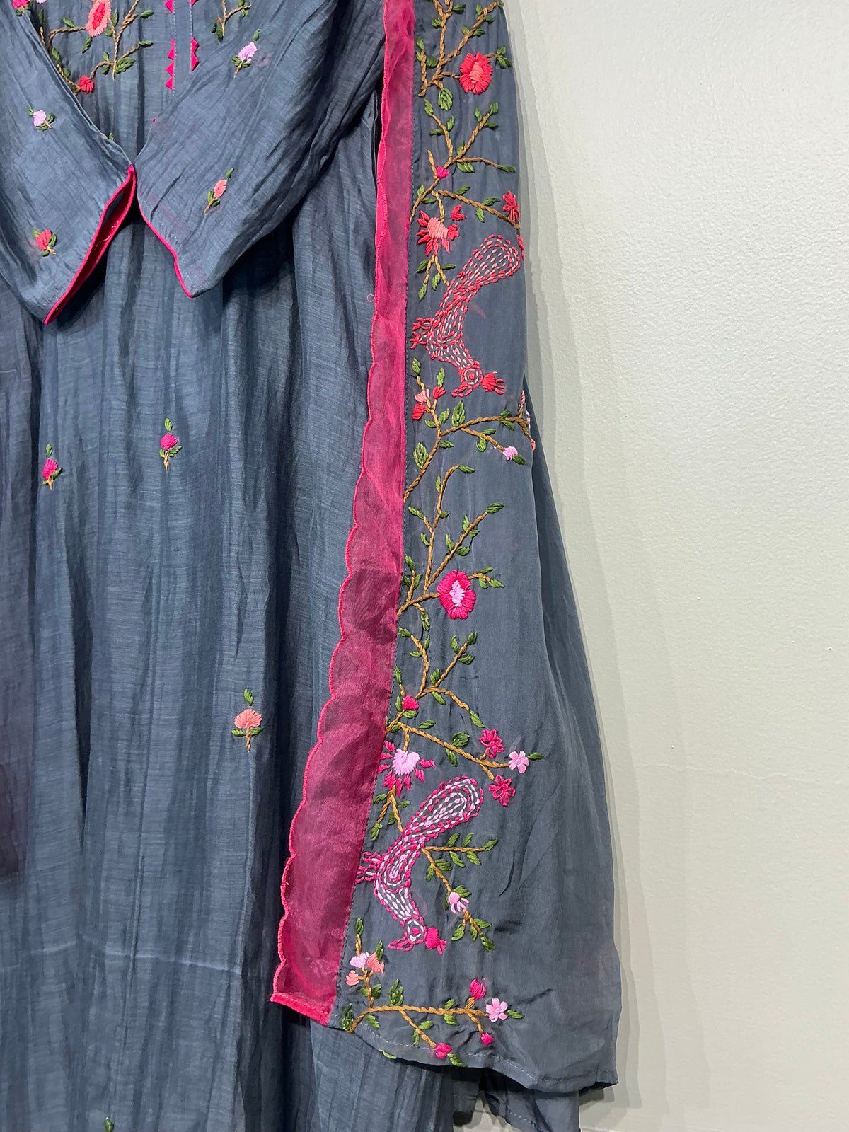 Steel Grey Kantha Bail-Boota Suit