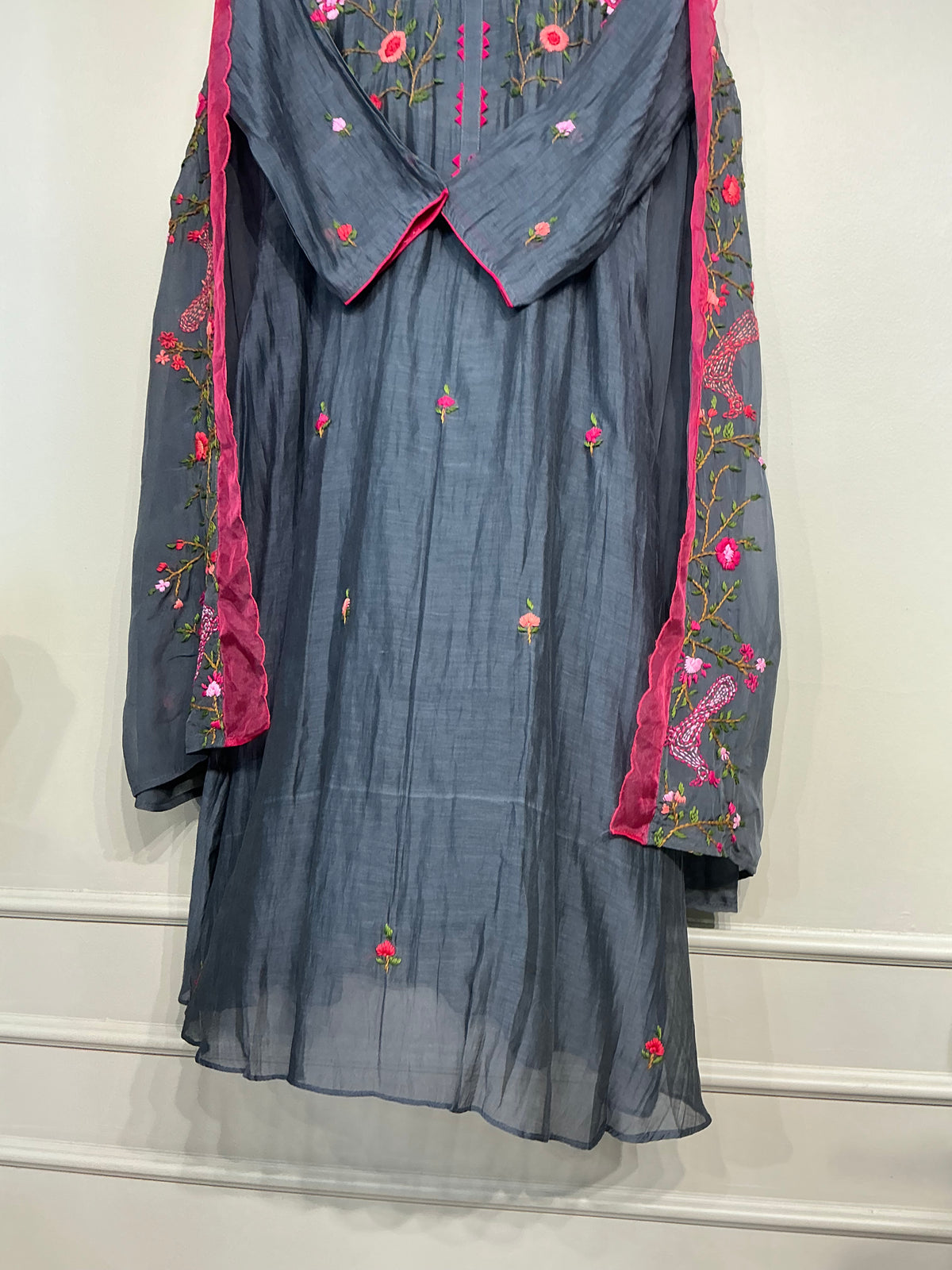Steel Grey Kantha Bail-Boota Suit