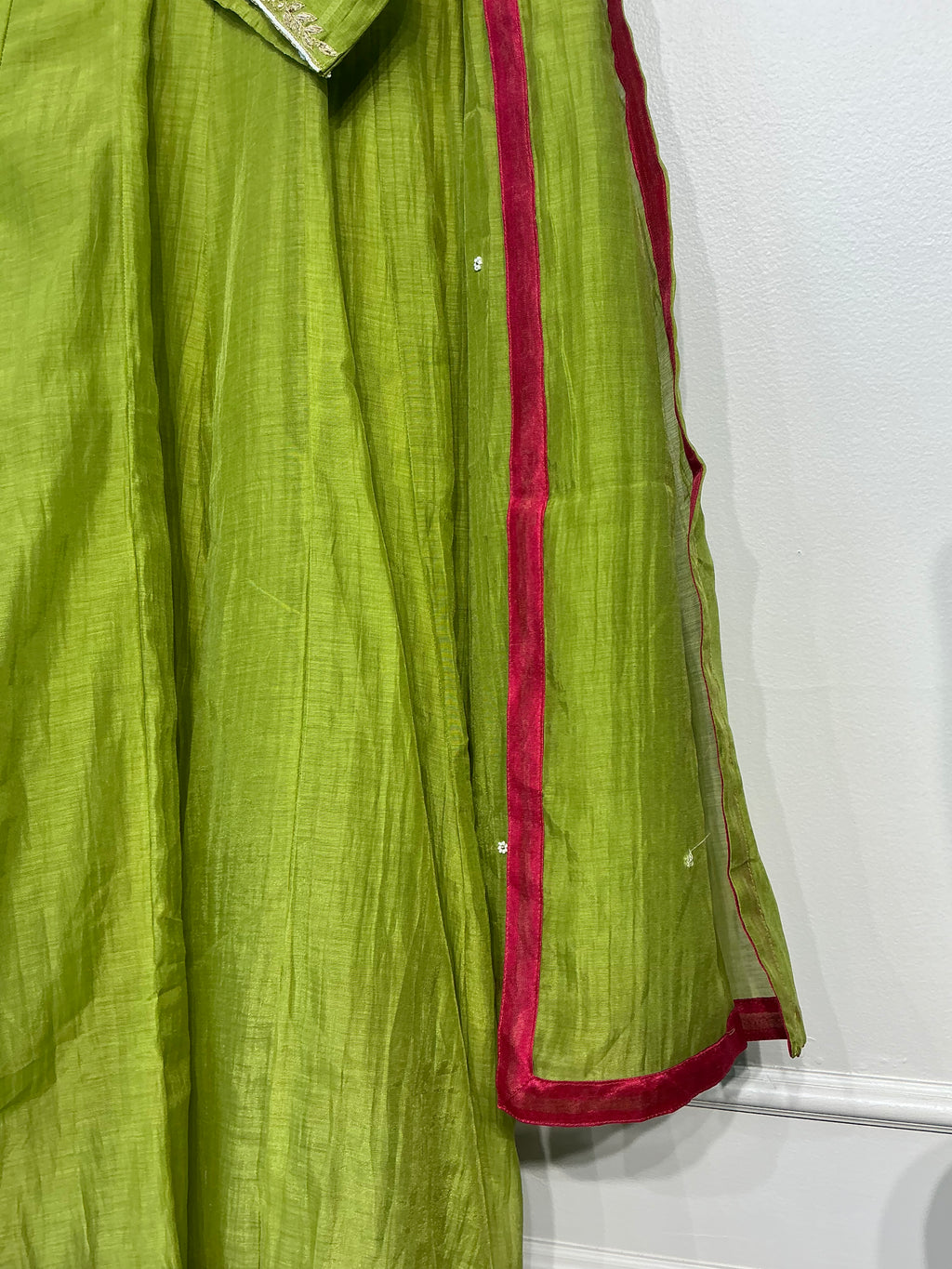 Bandhej Amber & Green Mul Chanderi Suit