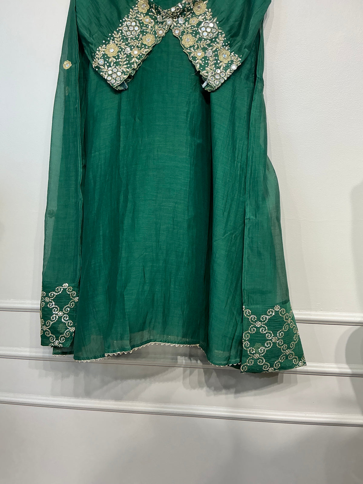 Emerald & Ruby Affair Mul Chanderi Suit
