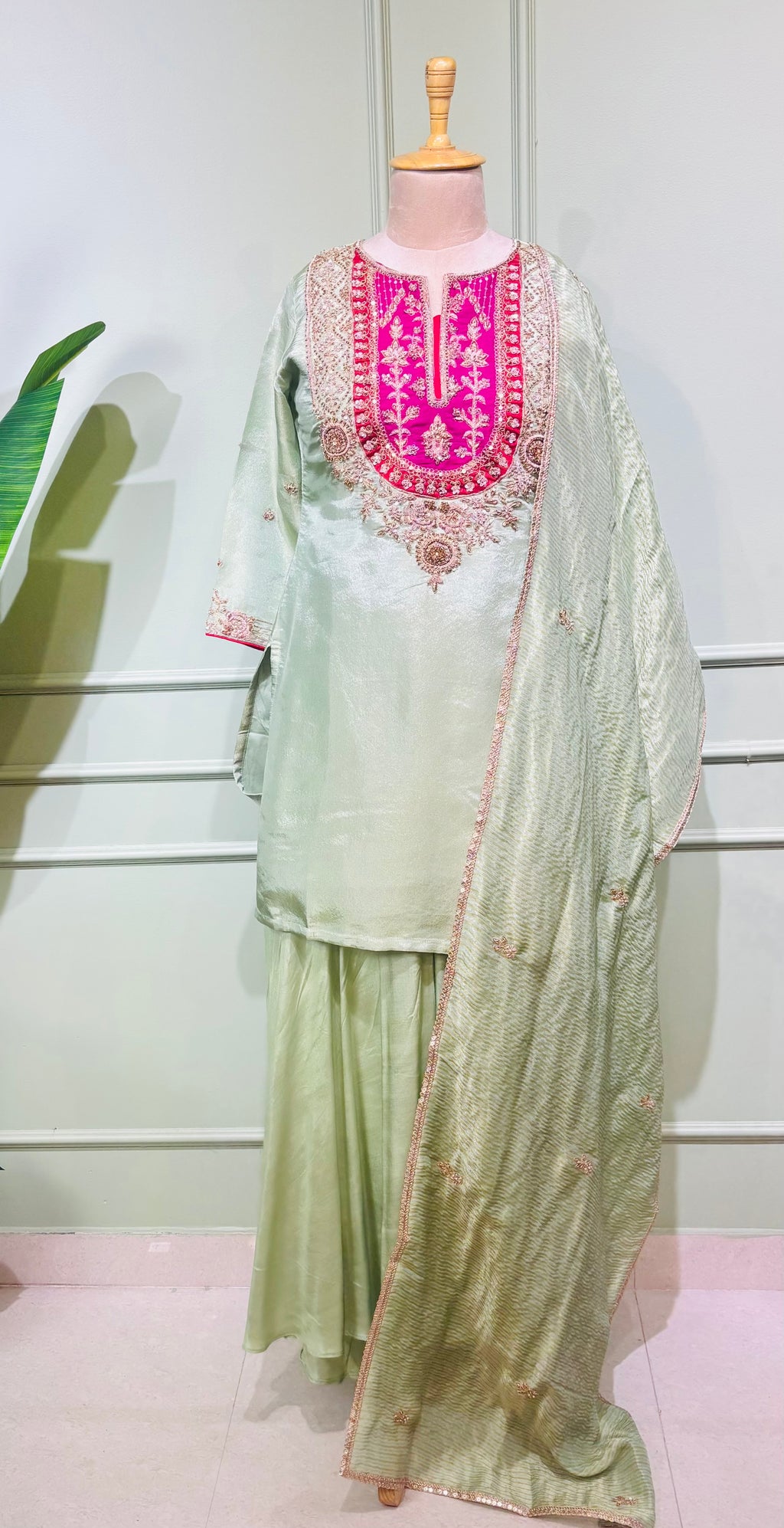 Pista Pink Zari Elegance