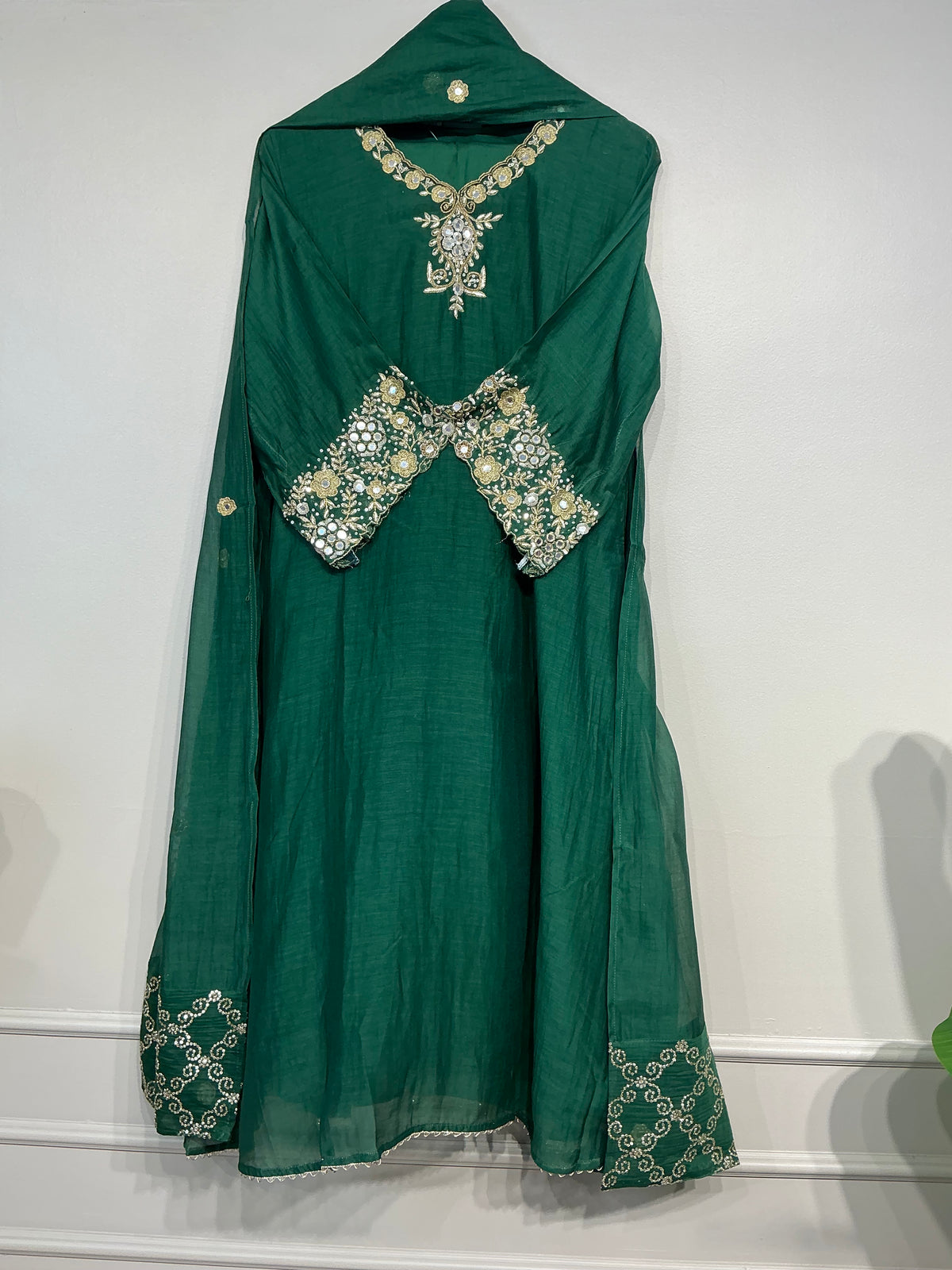Emerald & Ruby Affair Mul Chanderi Suit