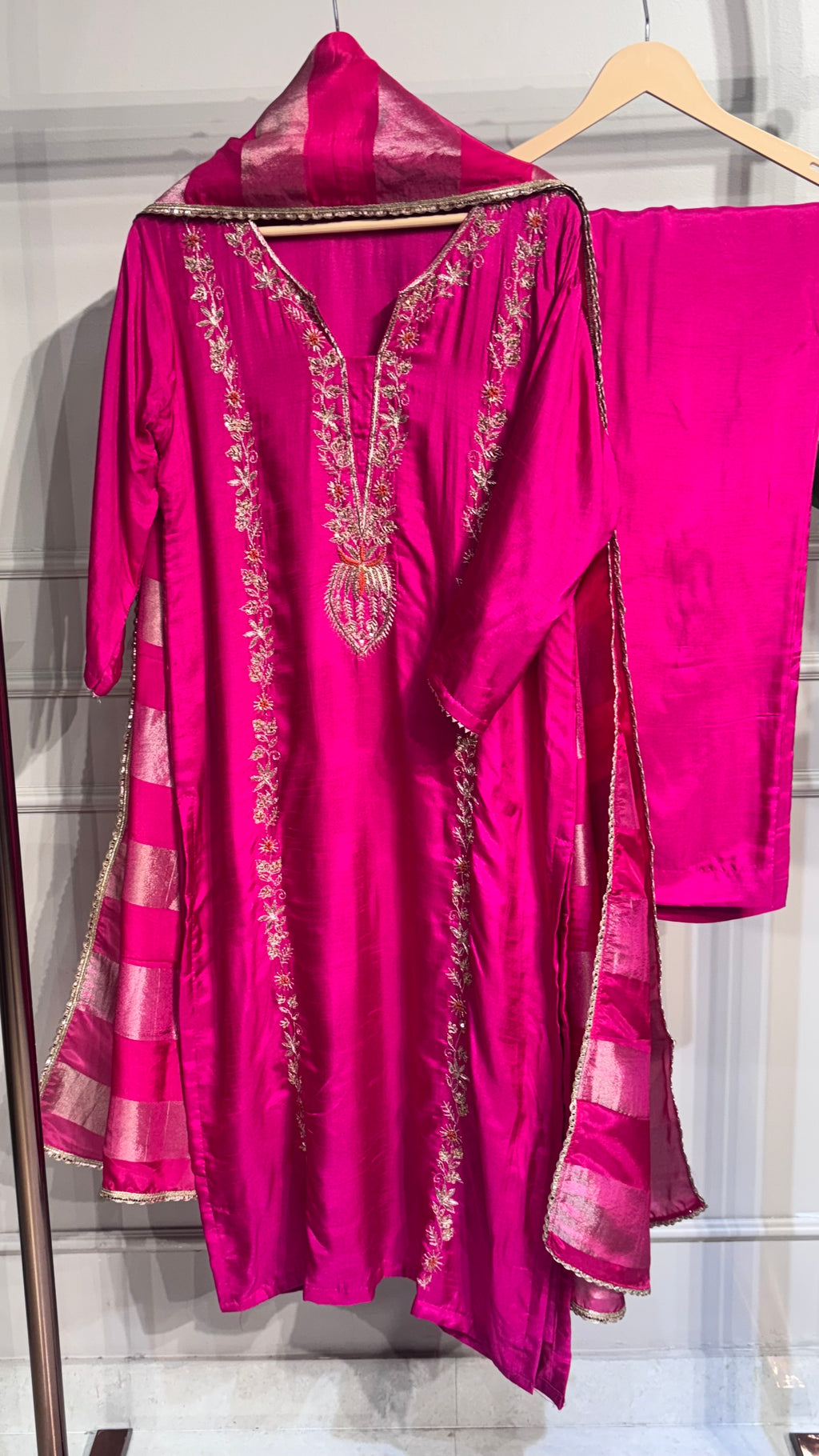 Mehr Fuchsia Suit Set
