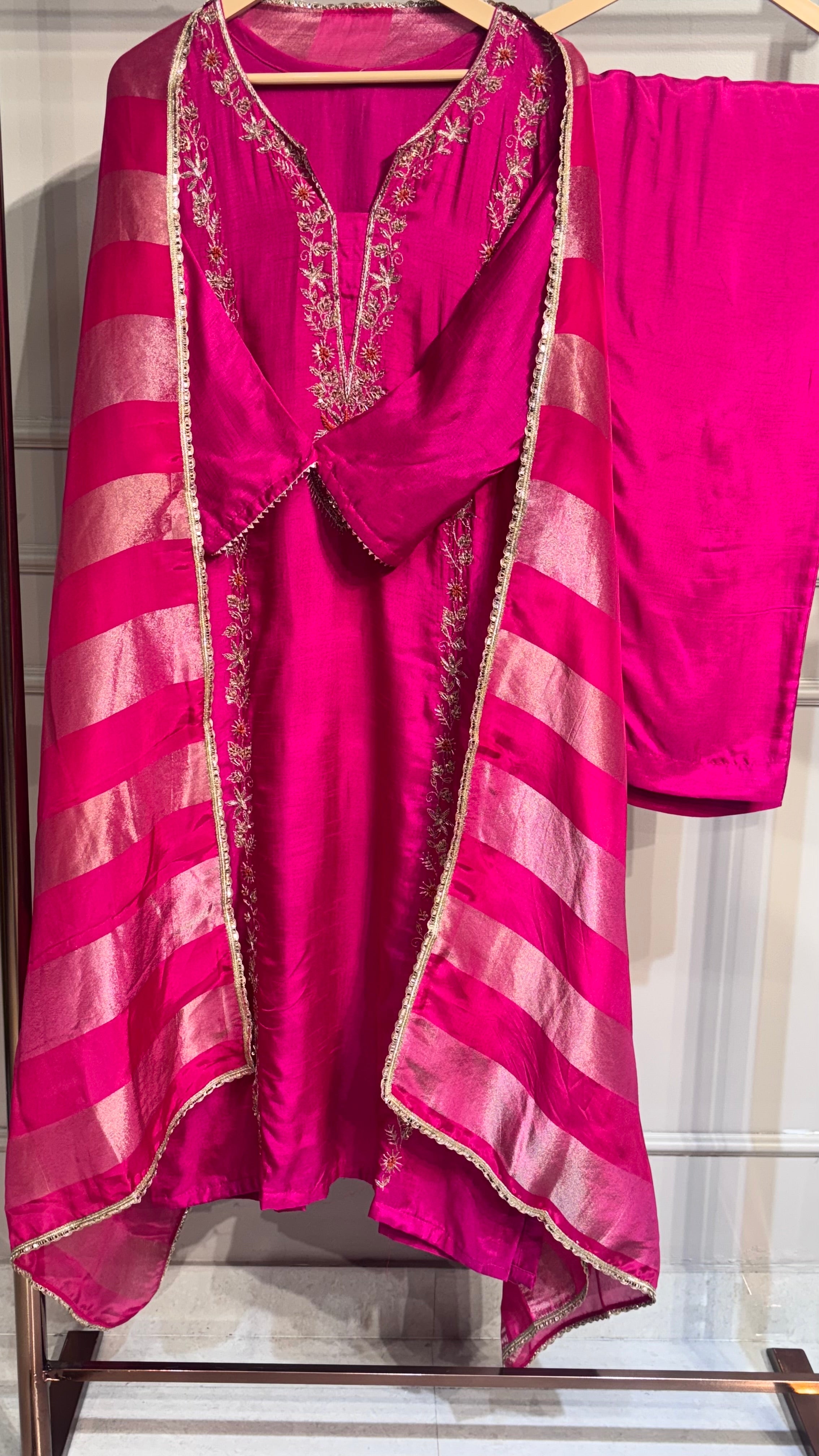 Mehr Fuchsia Suit Set