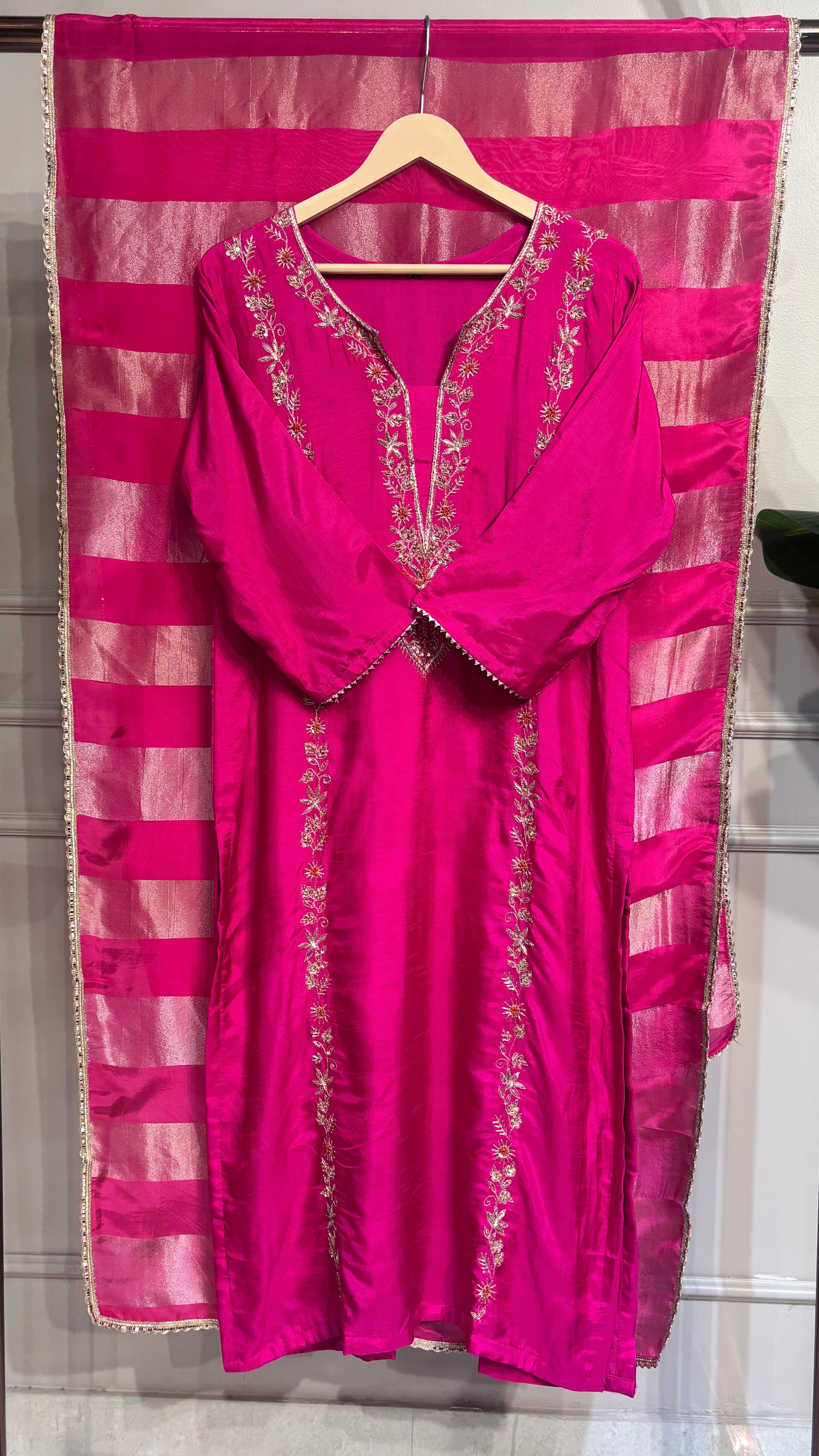 Mehr Fuchsia Suit Set