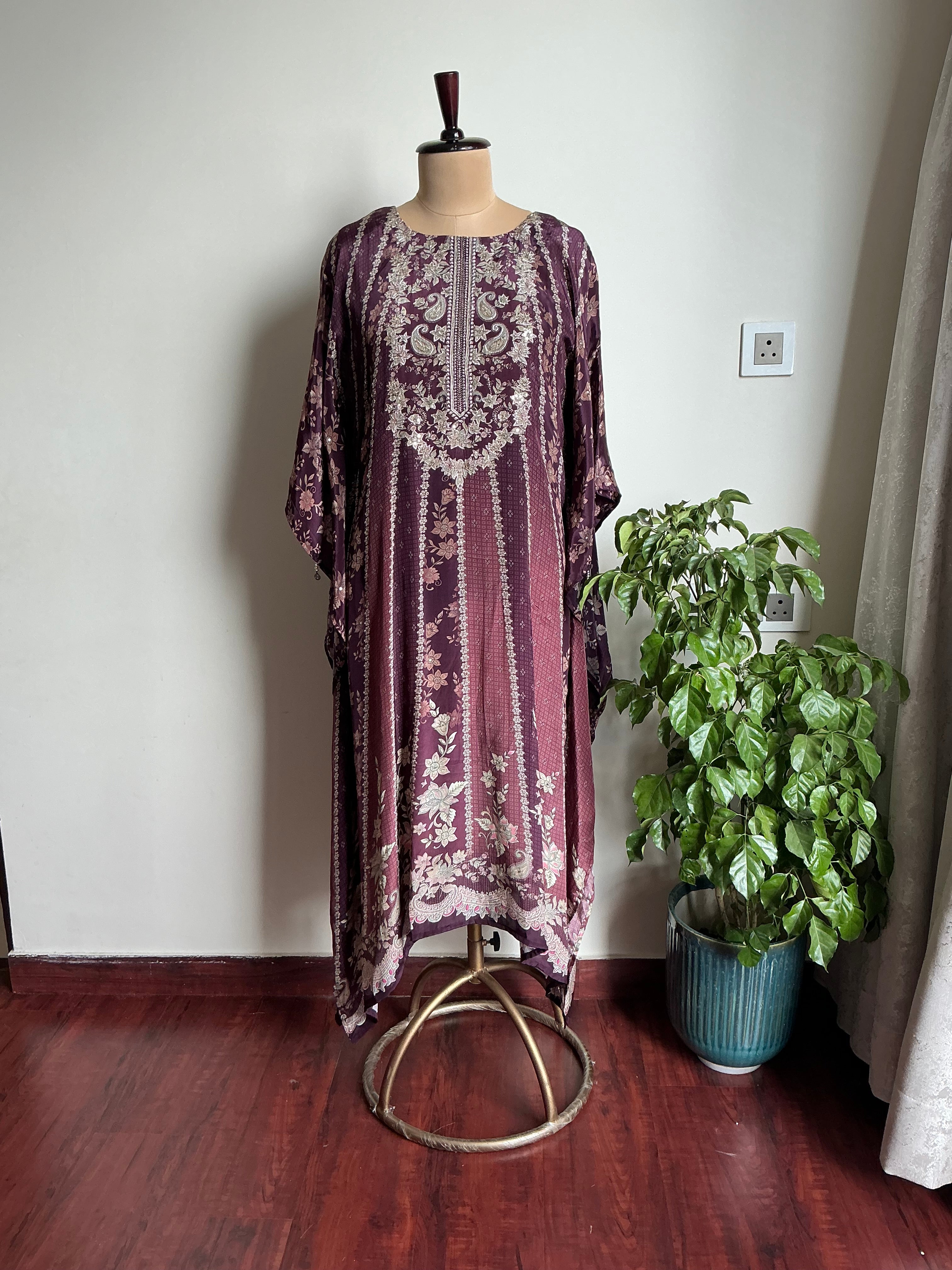 Dark Bloom Kaftan Set
