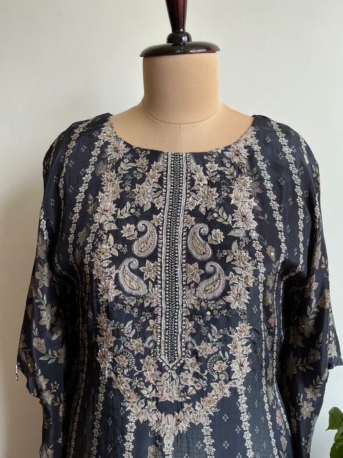 Dark Bloom Kaftan Set