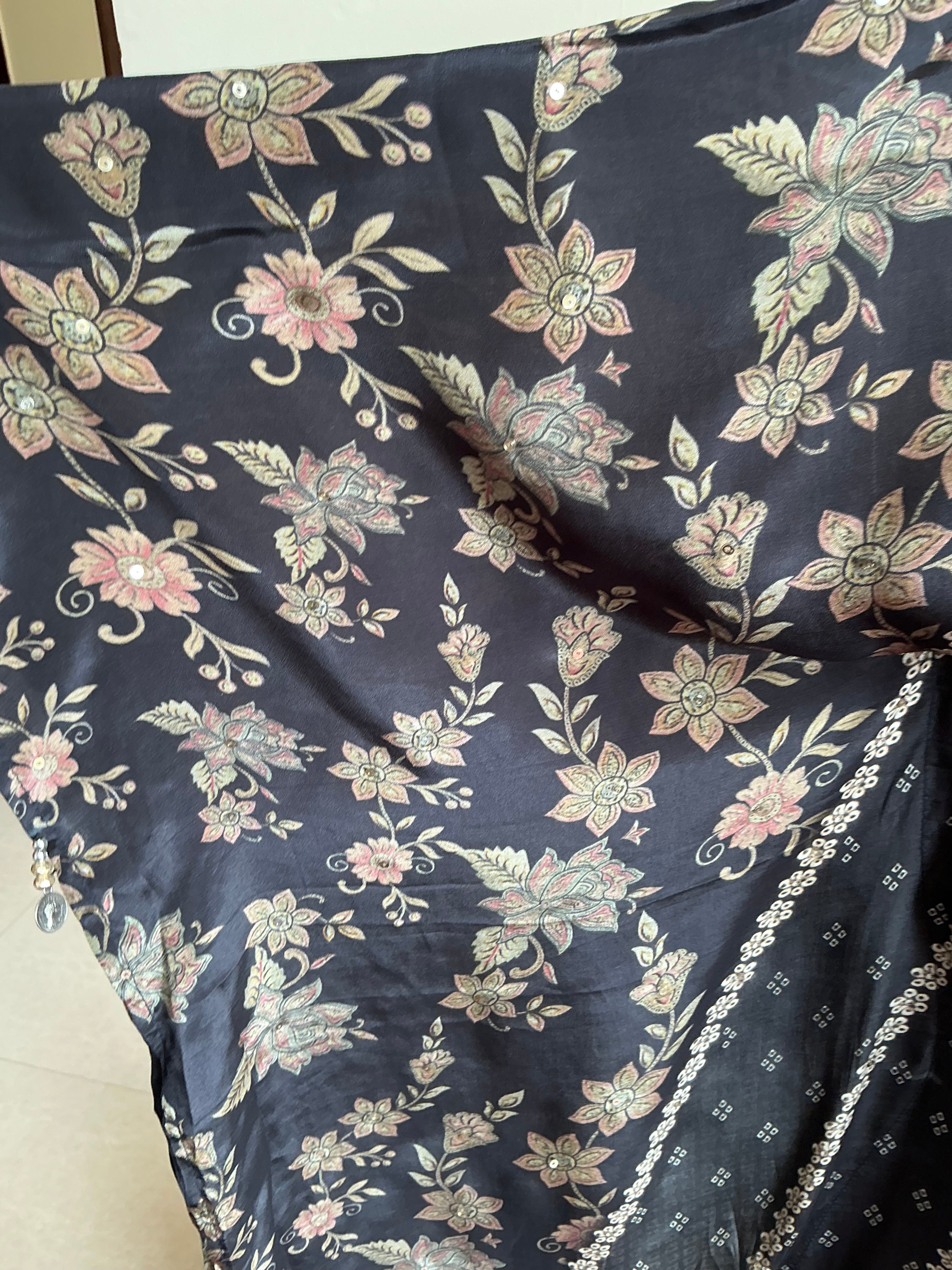 Dark Bloom Kaftan Set