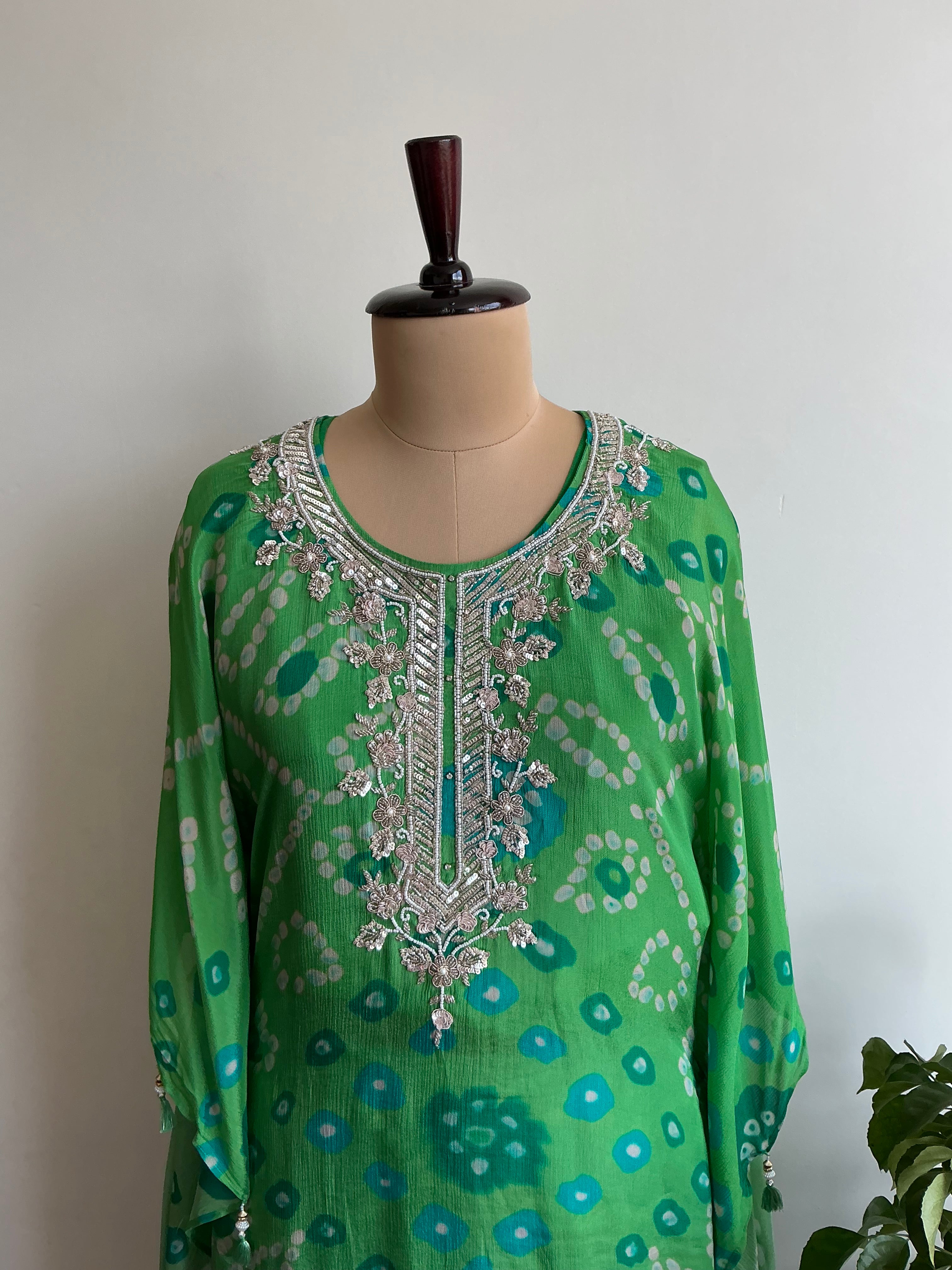 RANGREZ BANDHANI  KAFTAN SETS