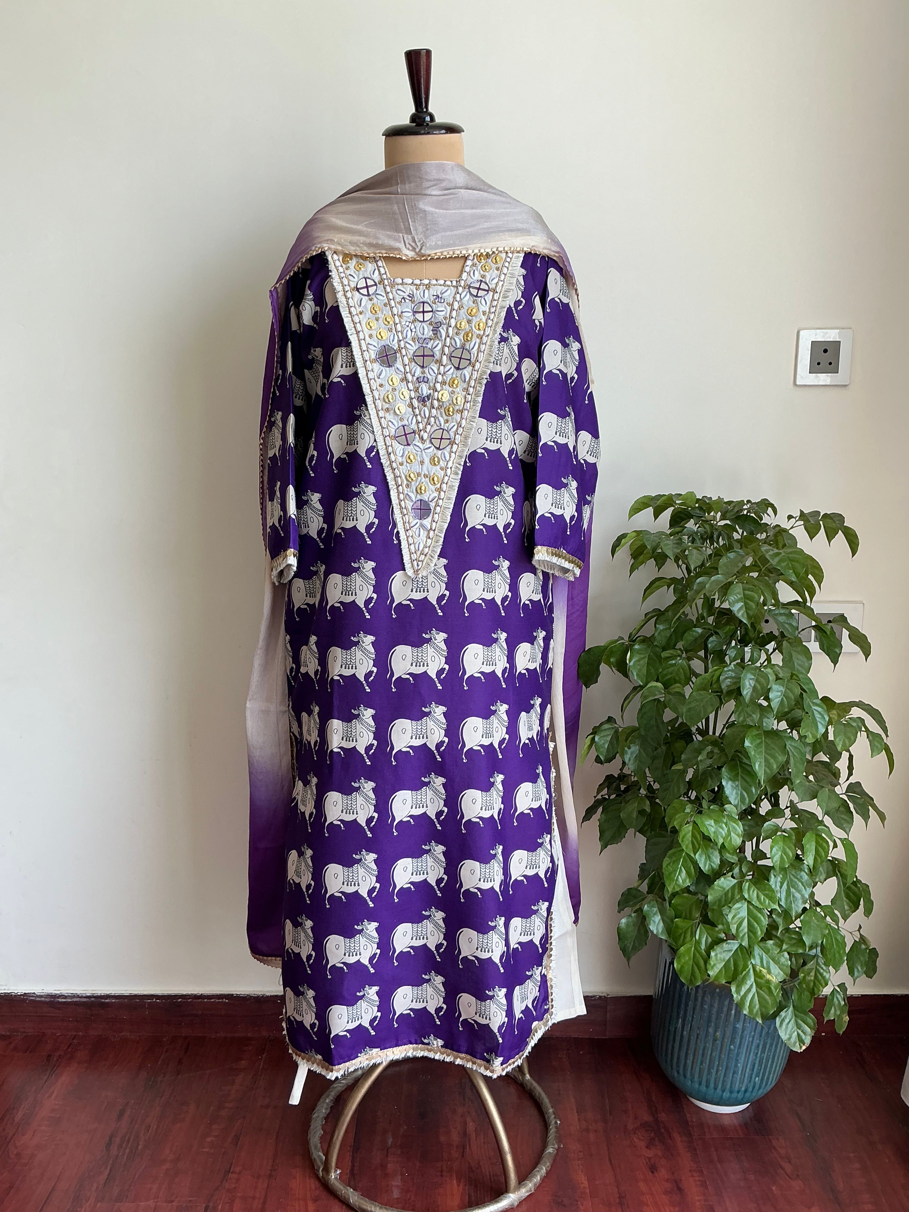 Shiv Nandi Ensemble Suit