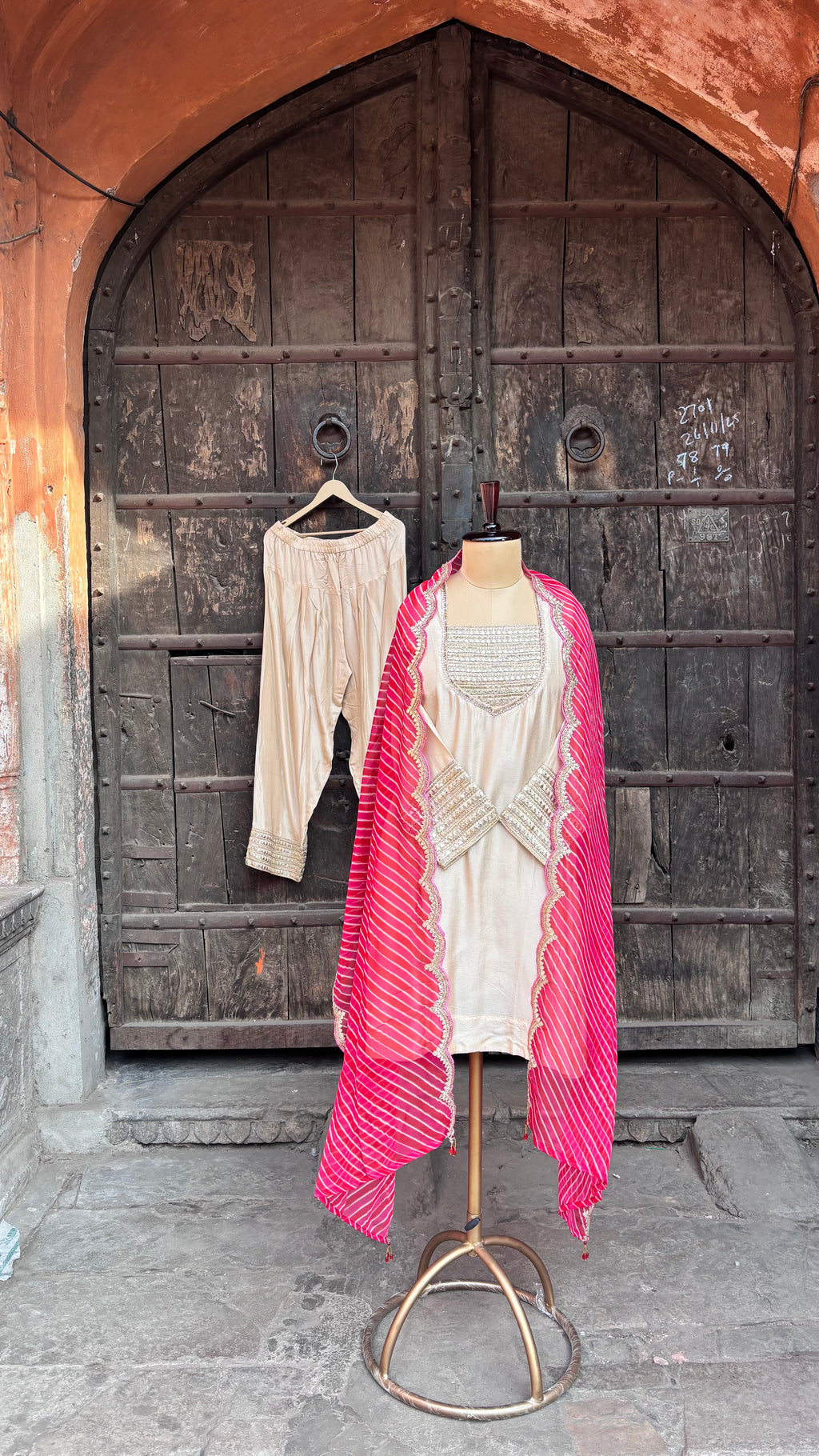 Imperial Ivory Farshi