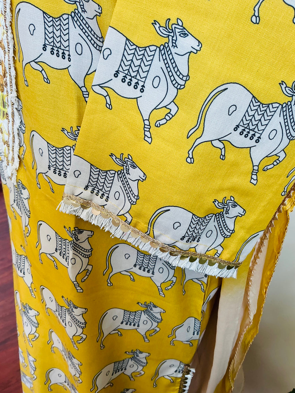 Shiv Nandi Ensemble Suit