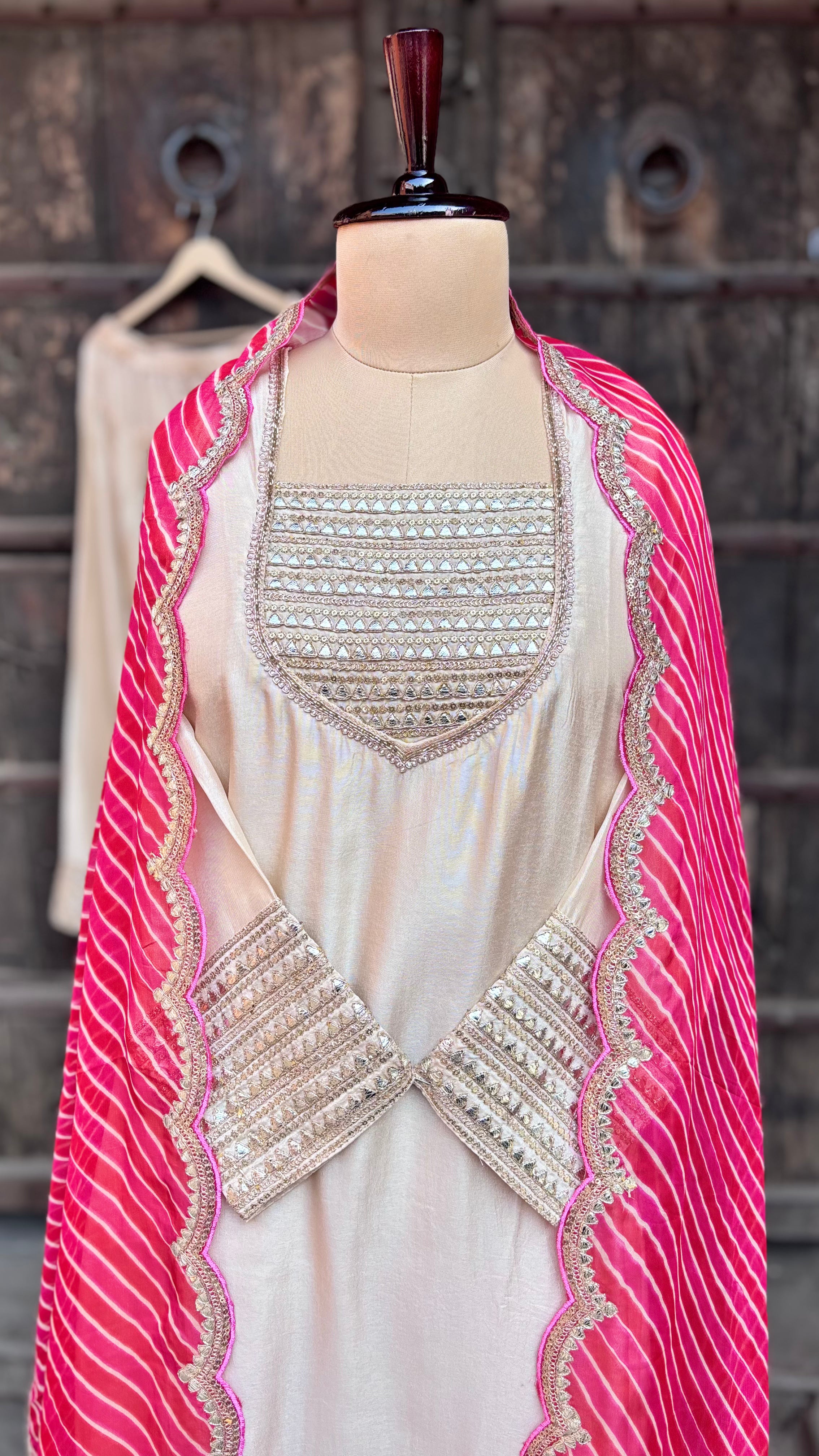 Imperial Ivory Farshi