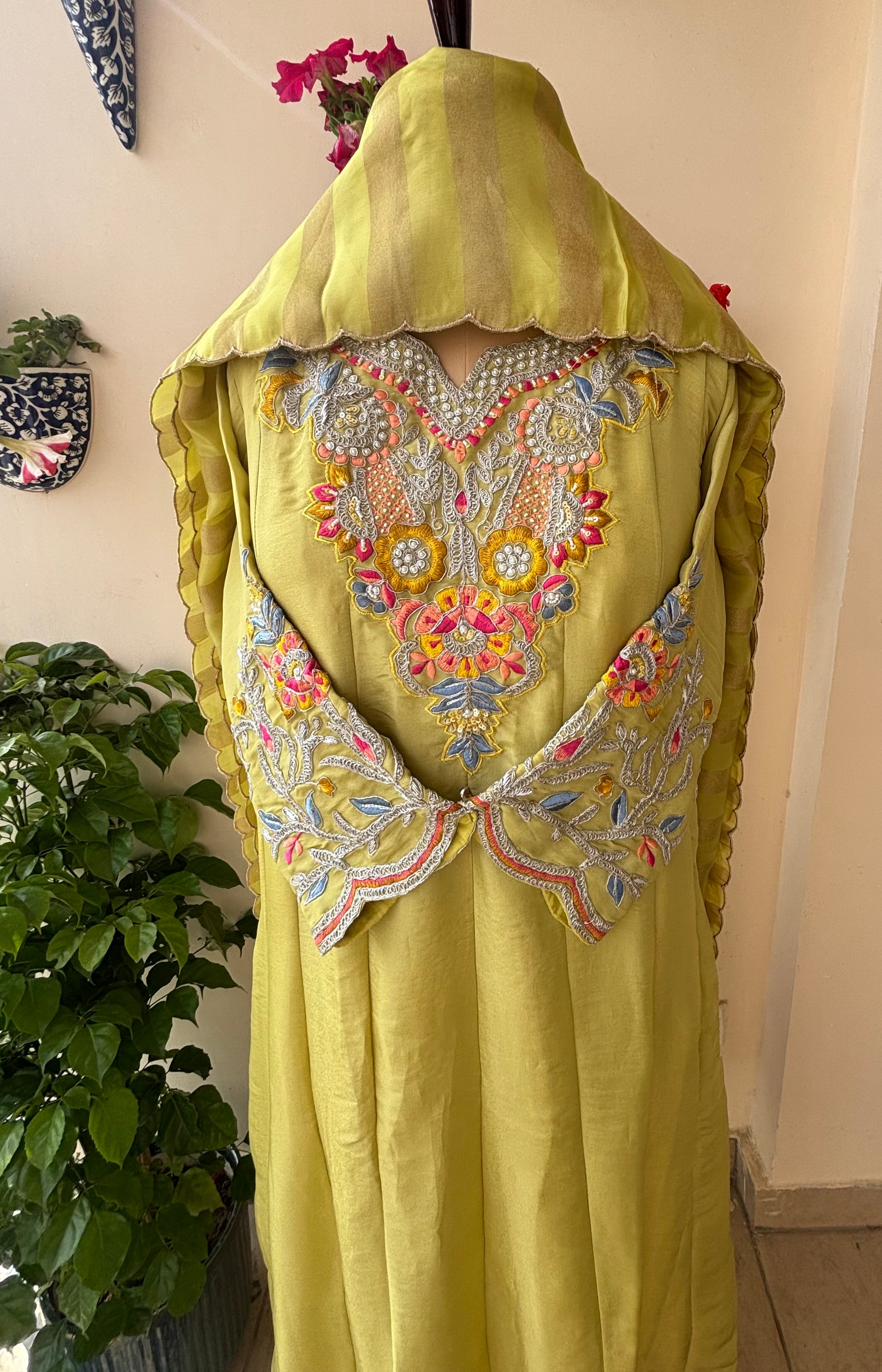 Pista Noor Anarkali Set