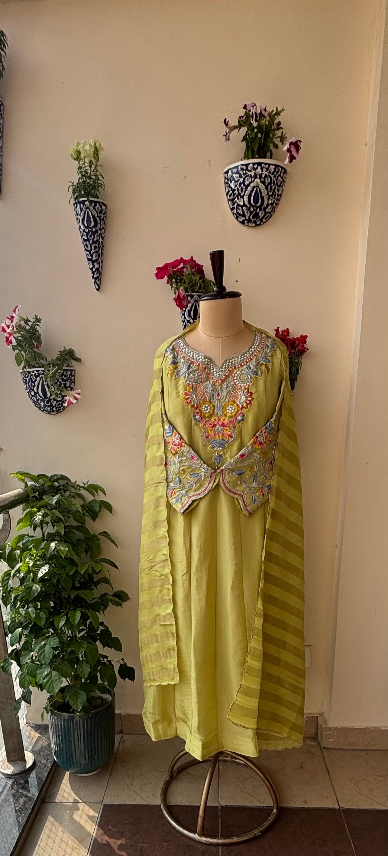 Pista Noor Anarkali Set