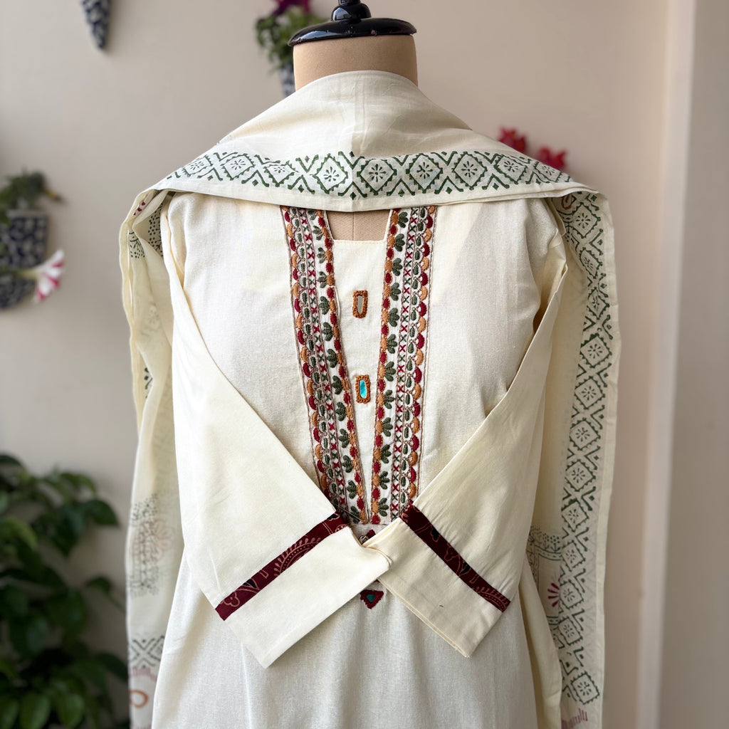 Sutradhar Ivory Suit Set