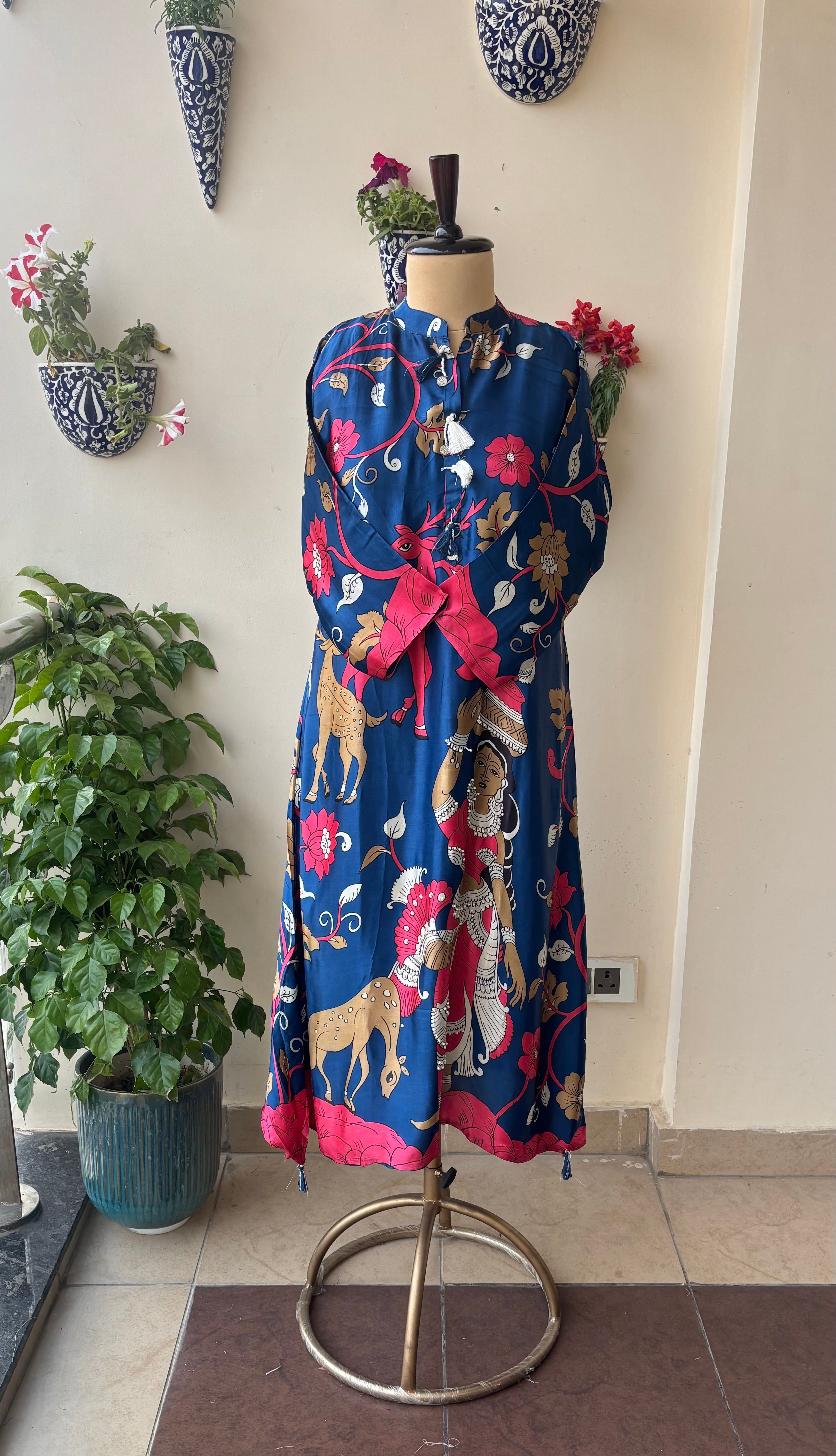 Pattachitra Gajji Silk Suit Set